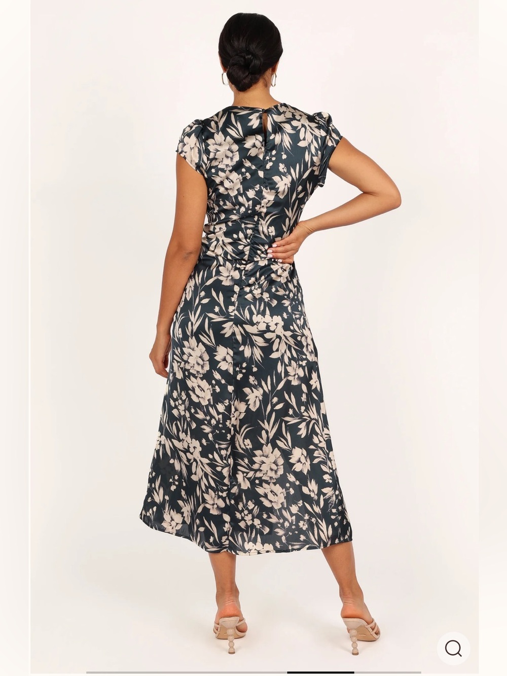 Petal & Pup Navy Midi Dress with Cream Floral Pattern NWOT - Picture 3 of 4